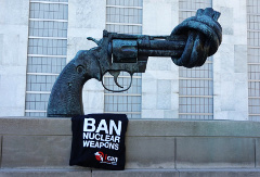 Ban Nuclear Weapons Gun-Tied - ICAN