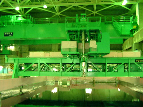 R3 crane